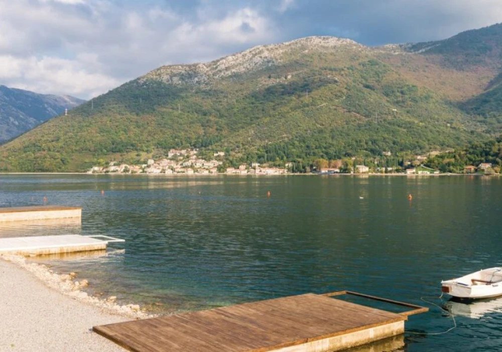 Stan na prodaju 3 собе, 128 m². Herceg Novi. 