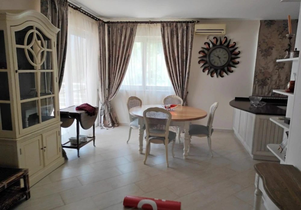 Apartments for sale 2 rooms, 181 m². Muo. 