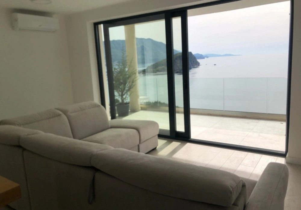 Stan na prodaju 68 m². Budva. 