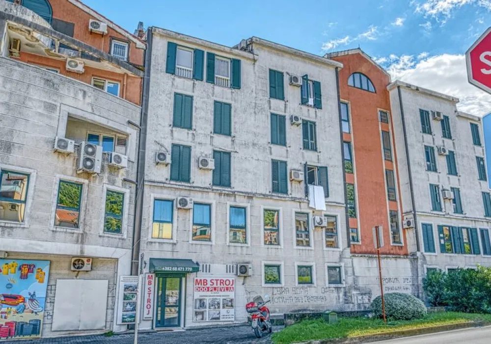 Stan na prodaju 3 собе, 85 m². Budva. 