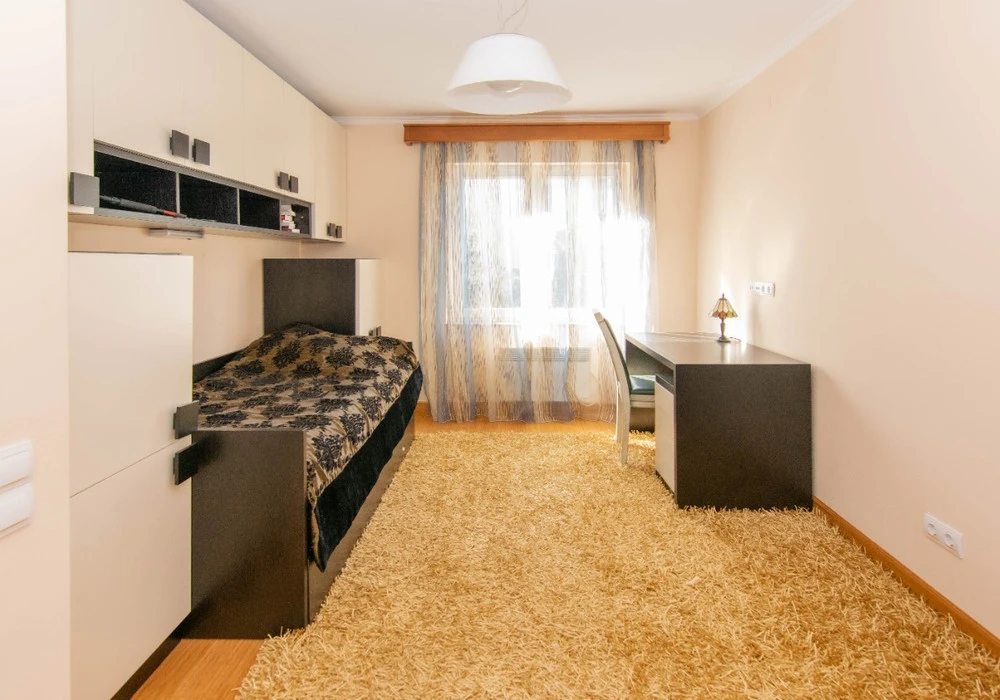 Kuća na prodaju 4 собе, 197 m². Herceg Novi. 