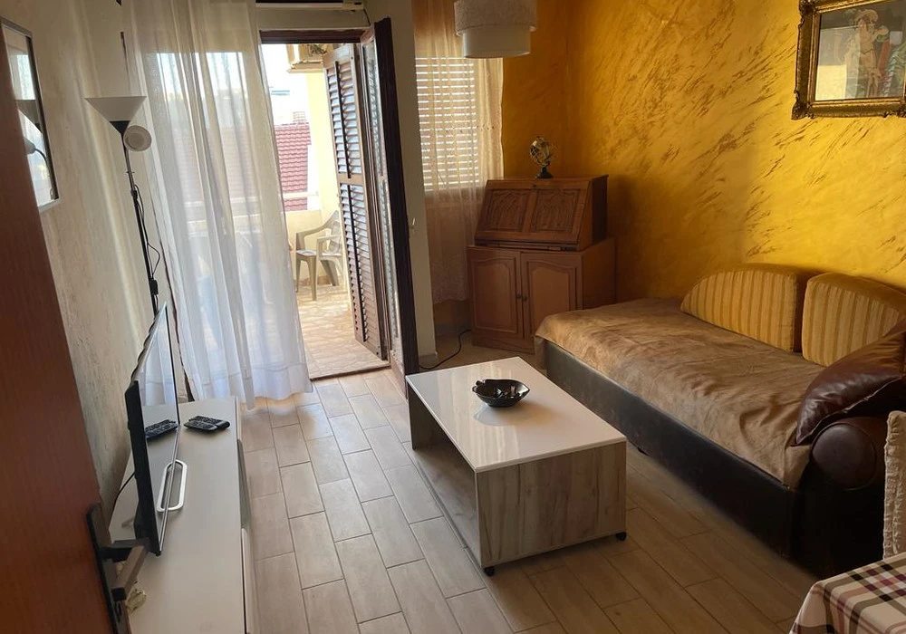 Apartments for sale 2 rooms, 54 m². Petrovac. 