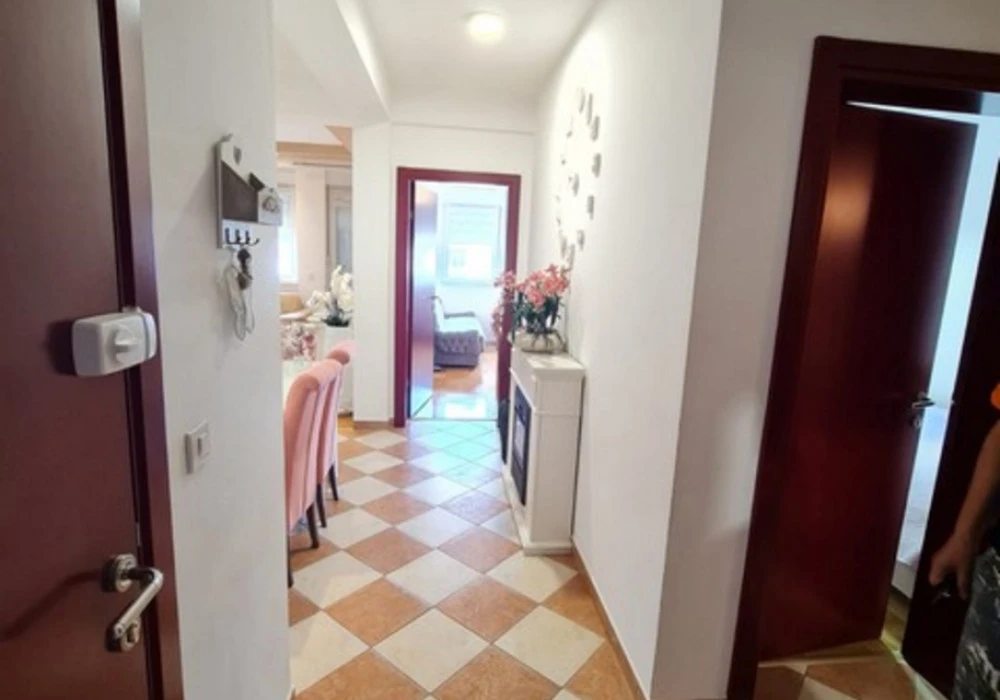 Apartments for sale 2 rooms, 68 m². Bar. 