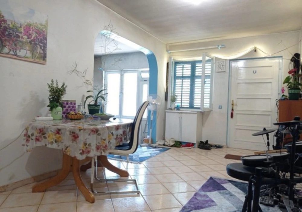 House for sale 4 rooms, 143 m². Herceg Novi. 