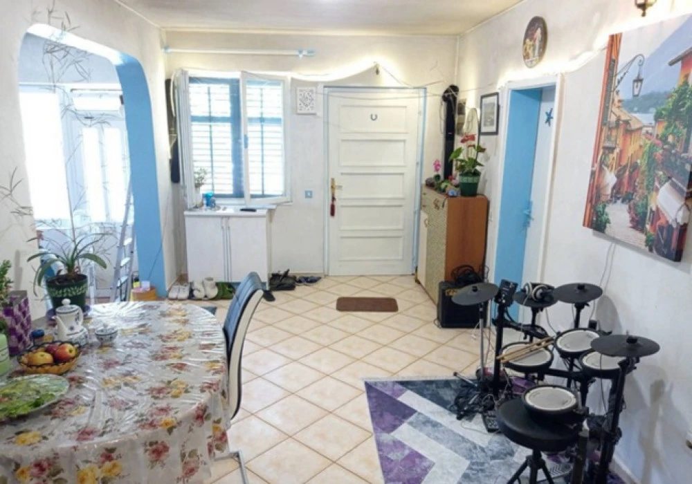 House for sale 4 rooms, 143 m². Herceg Novi. 