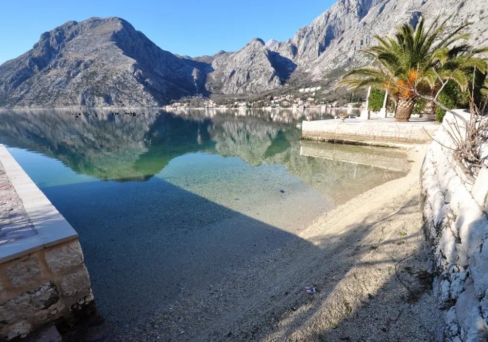 Kuća na prodaju. Kotor. 