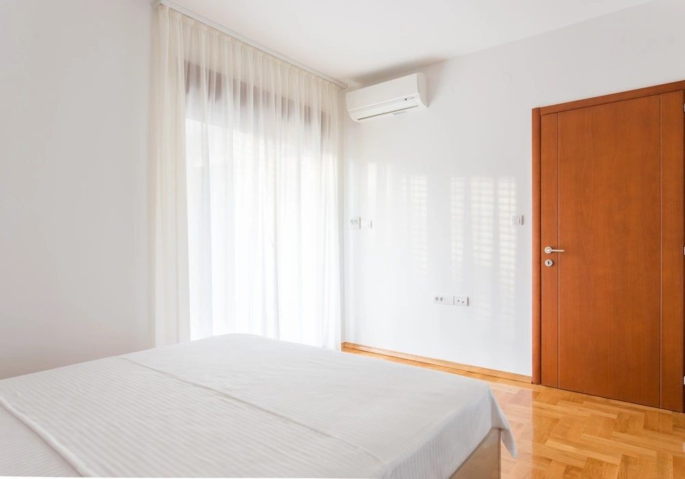 Apartments for sale 2 rooms, 130 m². Becici. 