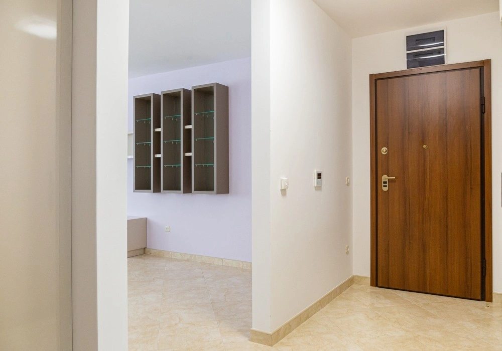 Apartments for sale 94 m². Becici. 