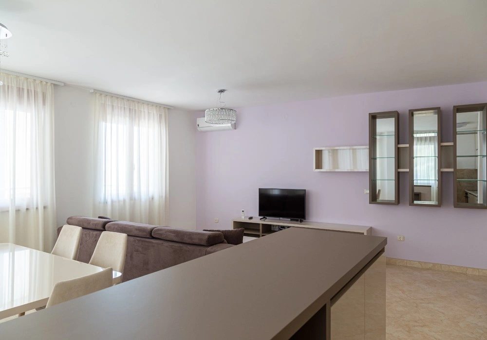 Apartments for sale 94 m². Becici. 