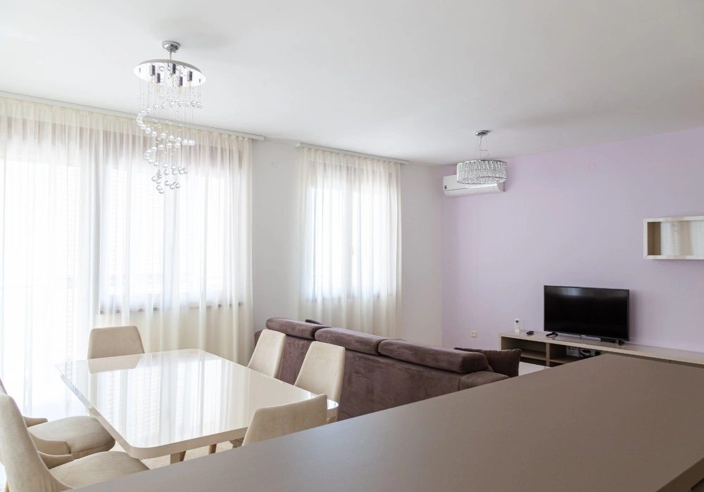 Apartments for sale 94 m². Becici. 