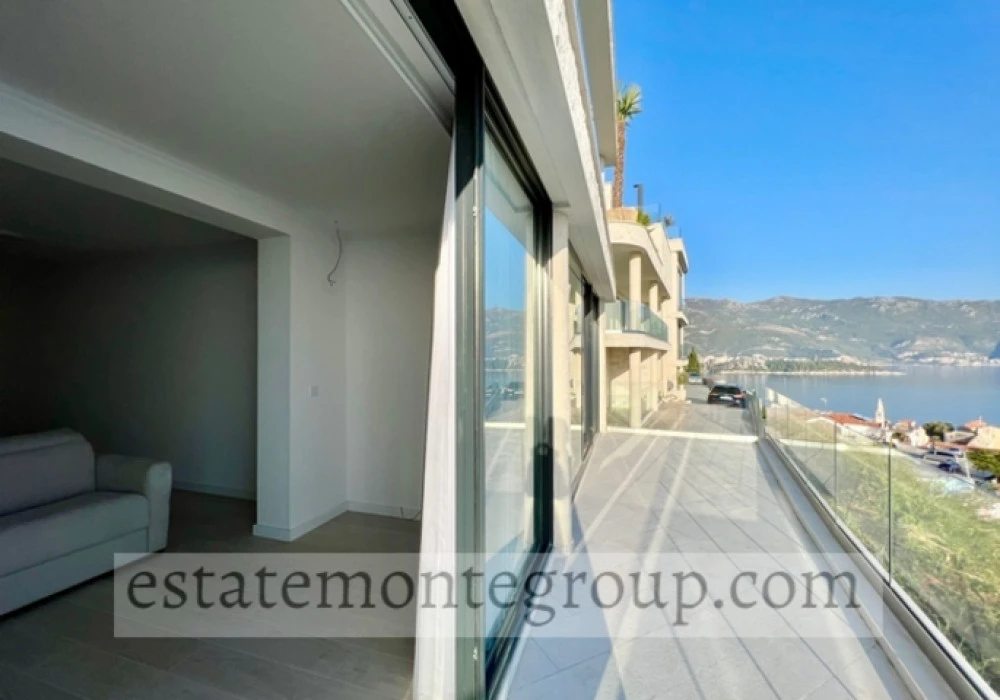 Apartments for sale 89 m². Budva. 