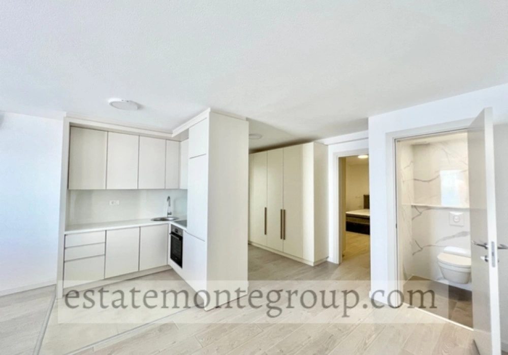 Apartments for sale 89 m². Budva. 