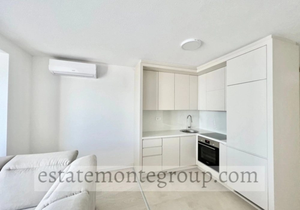 Apartments for sale 89 m². Budva. 