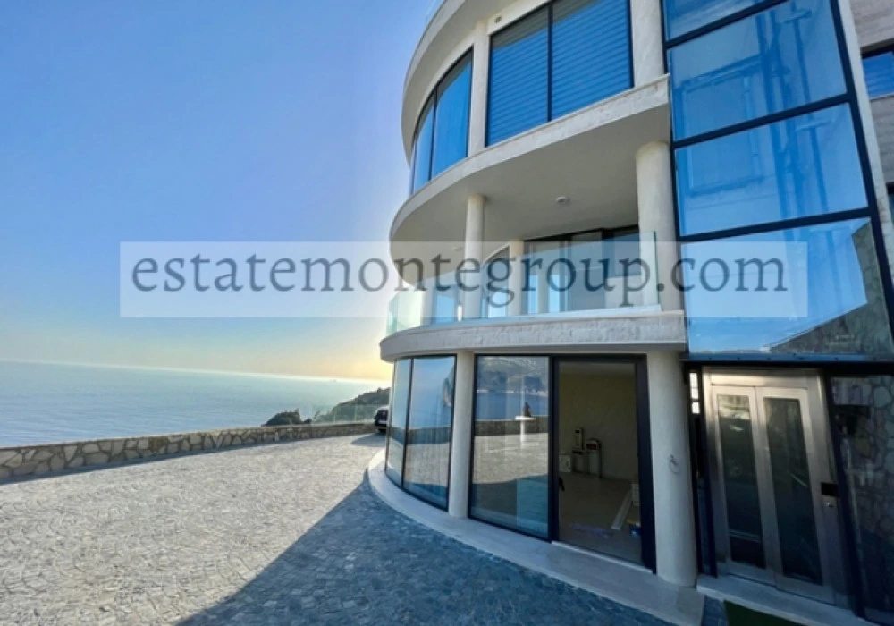 Apartments for sale 89 m². Budva. 