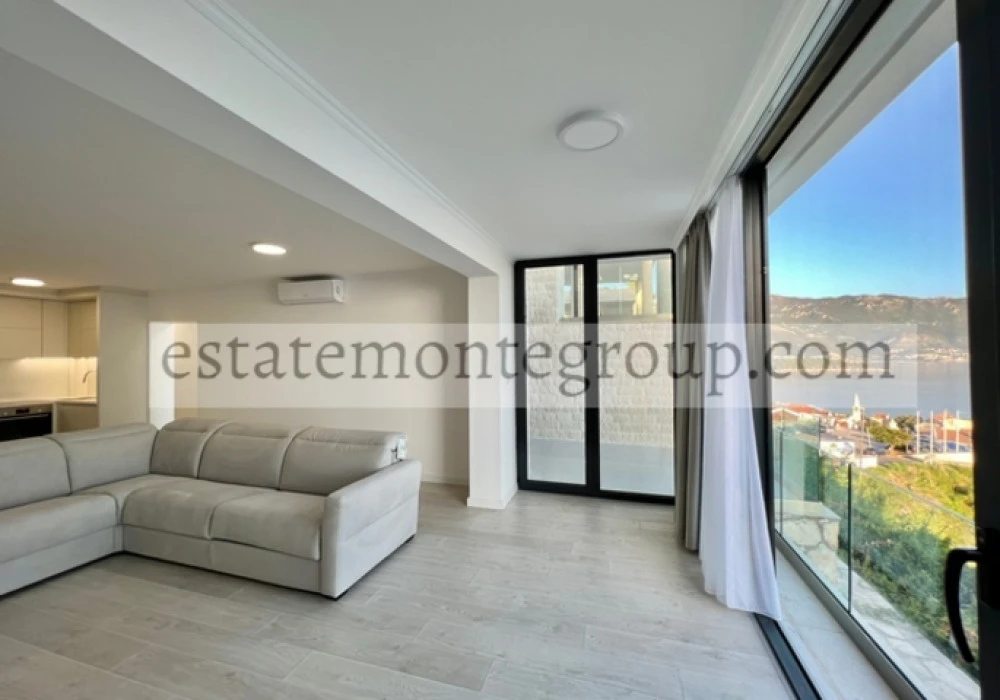 Apartments for sale 89 m². Budva. 