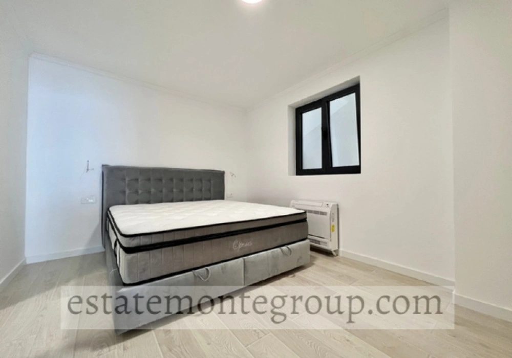 Apartments for sale 89 m². Budva. 