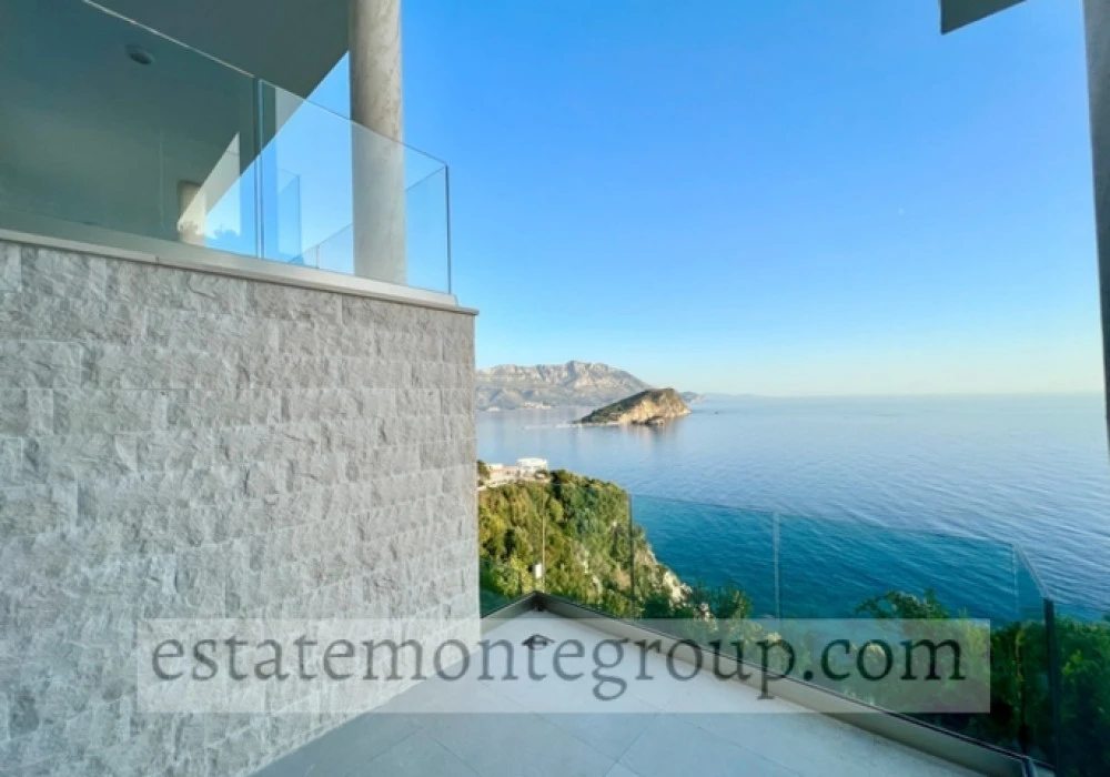 Apartments for sale 89 m². Budva. 