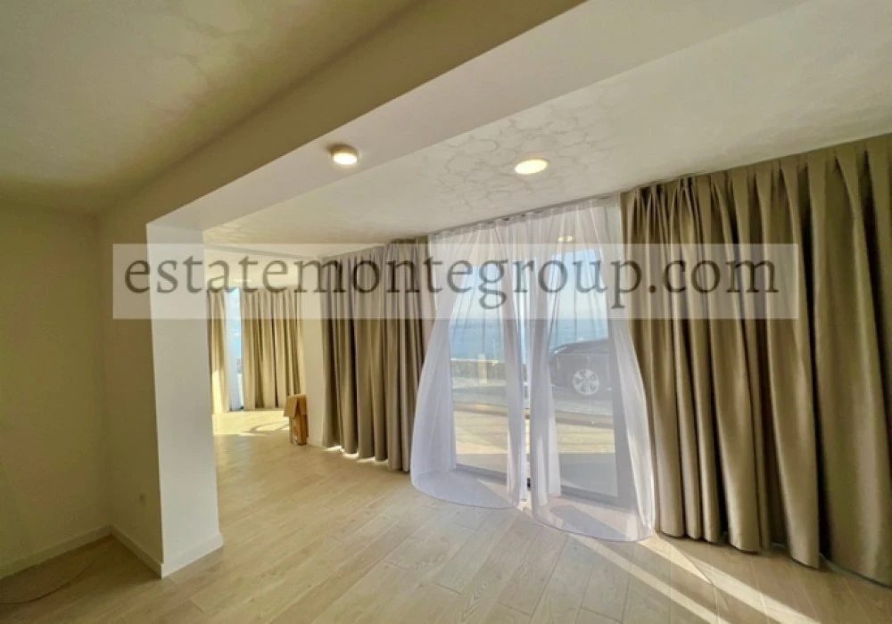 Apartments for sale 2 rooms, 195 m². Budva. 