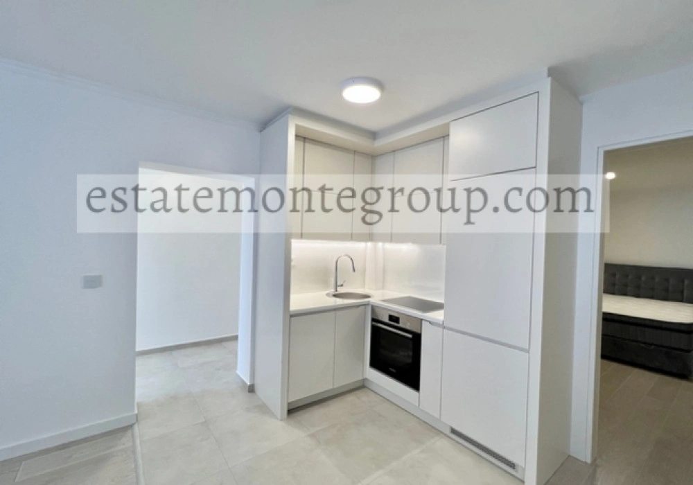 Apartments for sale 96 m². Budva. 