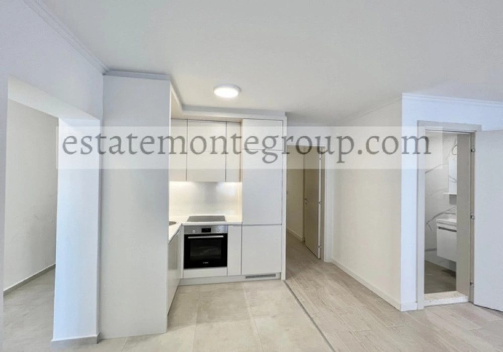 Apartments for sale 96 m². Budva. 