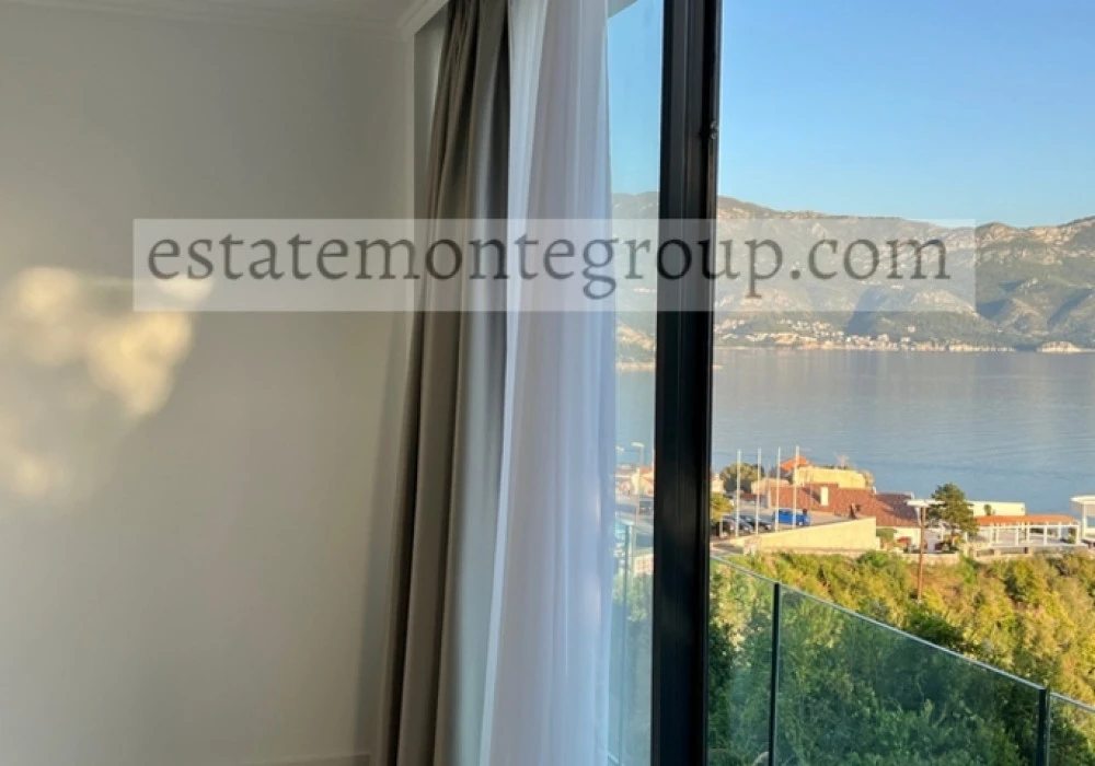 Apartments for sale 96 m². Budva. 