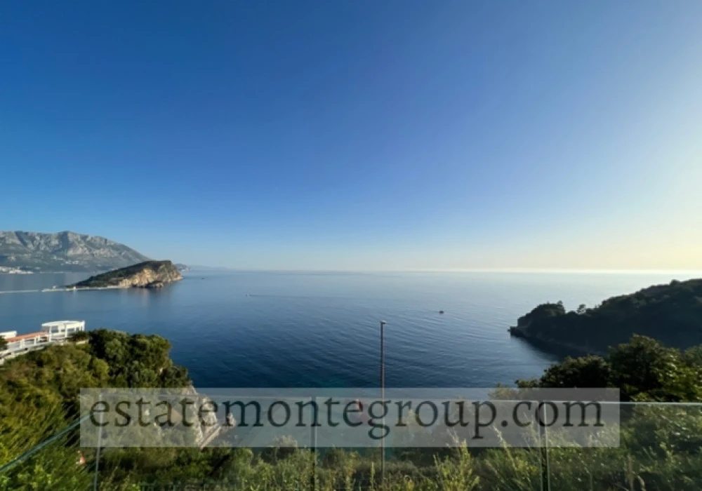 Apartments for sale 73 m². Budva. 