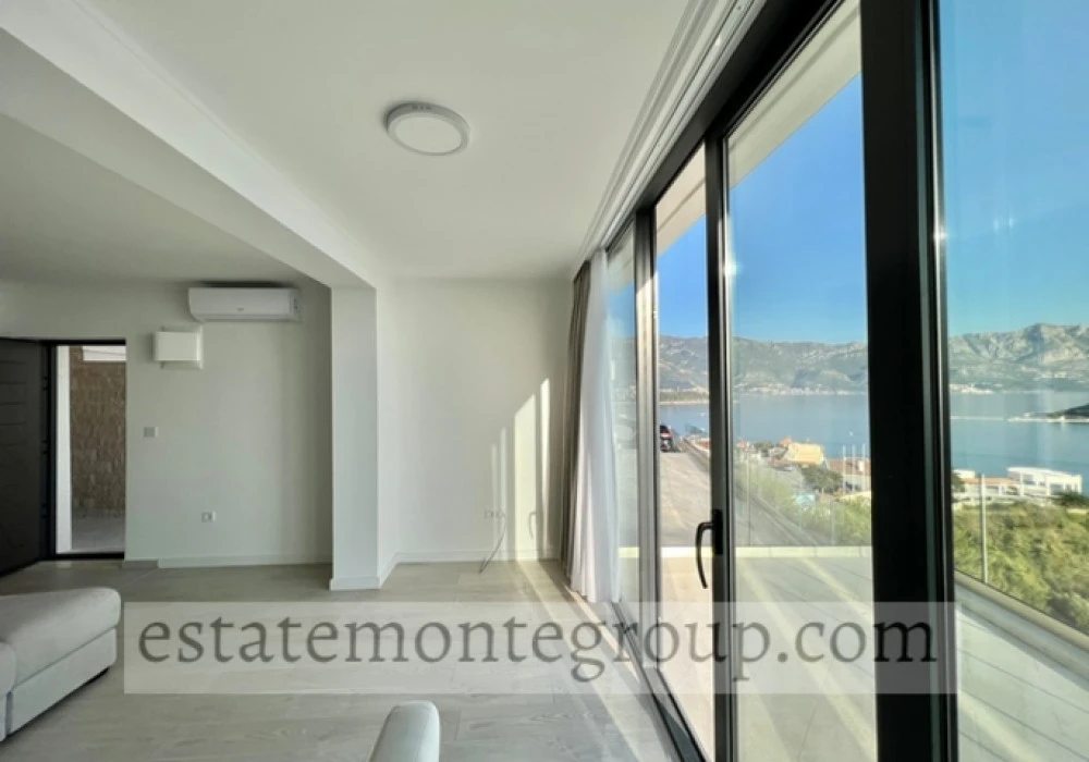 Apartments for sale 73 m². Budva. 