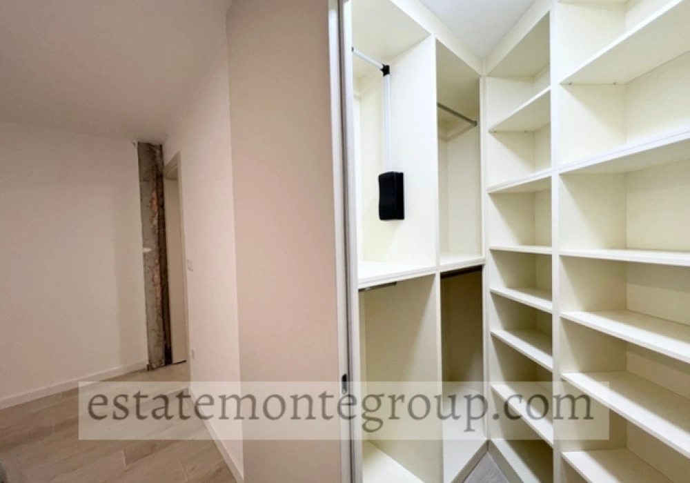 Apartments for sale 73 m². Budva. 