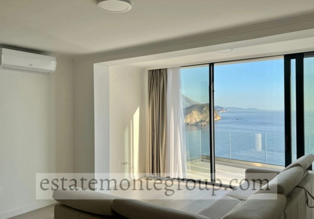 Apartments for sale 73 m². Budva. 