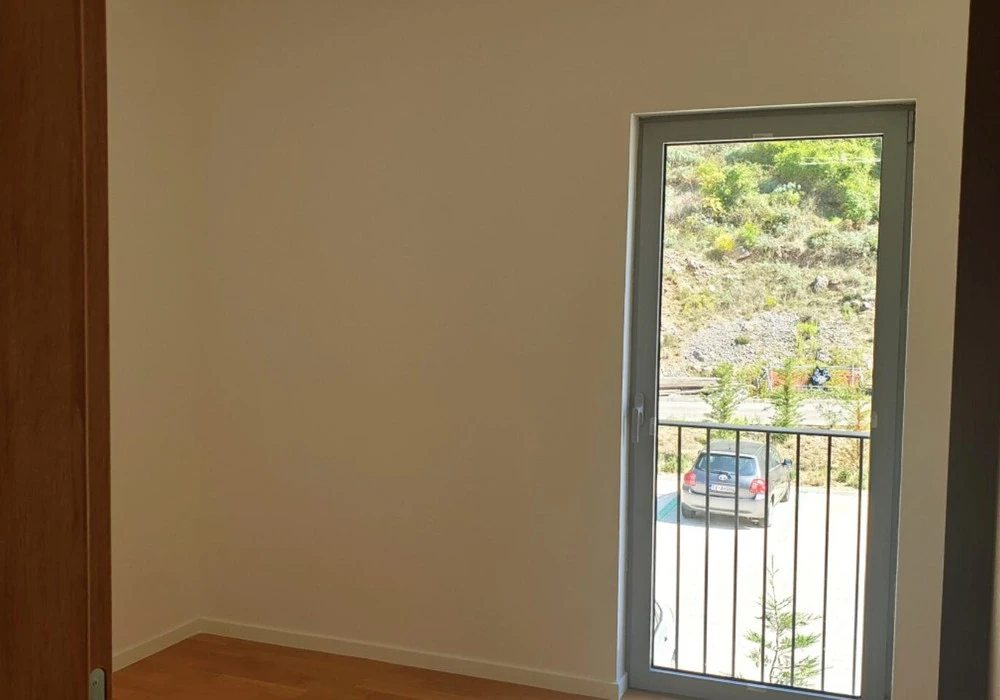 Apartments for sale 2 rooms, 75 m². Dobrota. 