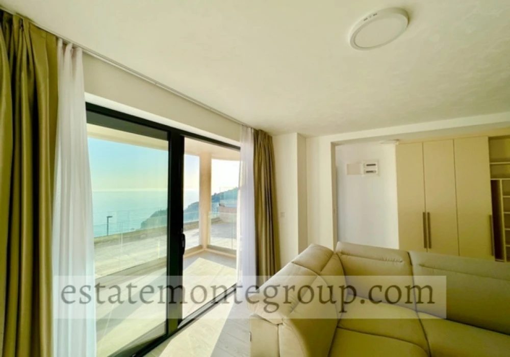 Apartments for sale 68 m². Budva. 