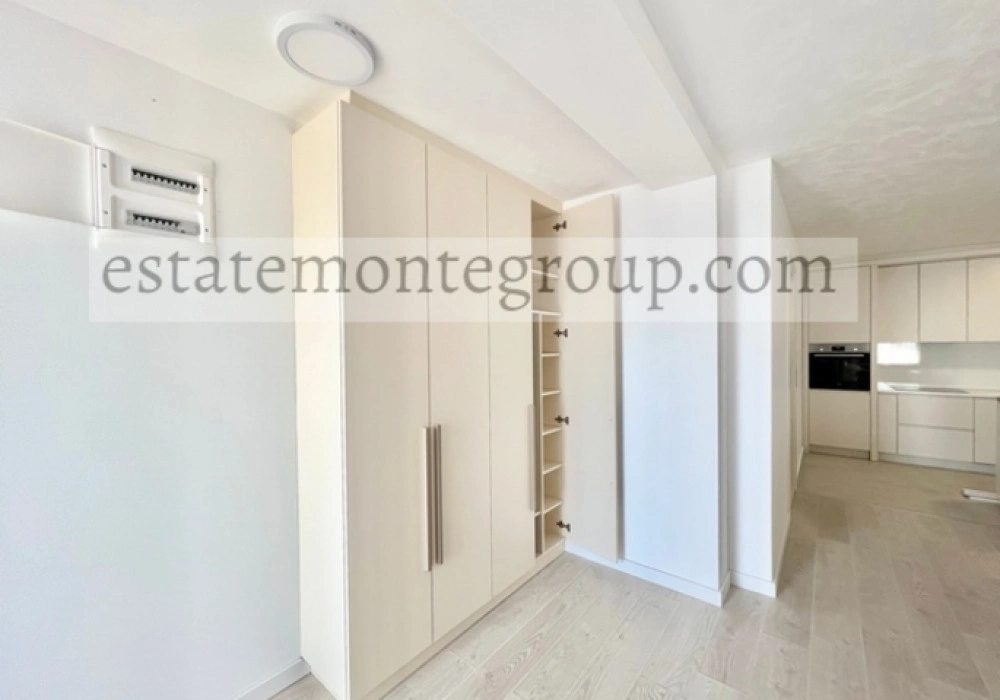 Apartments for sale 68 m². Budva. 