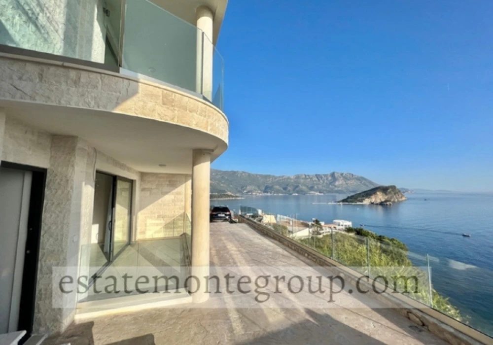 Apartments for sale 68 m². Budva. 