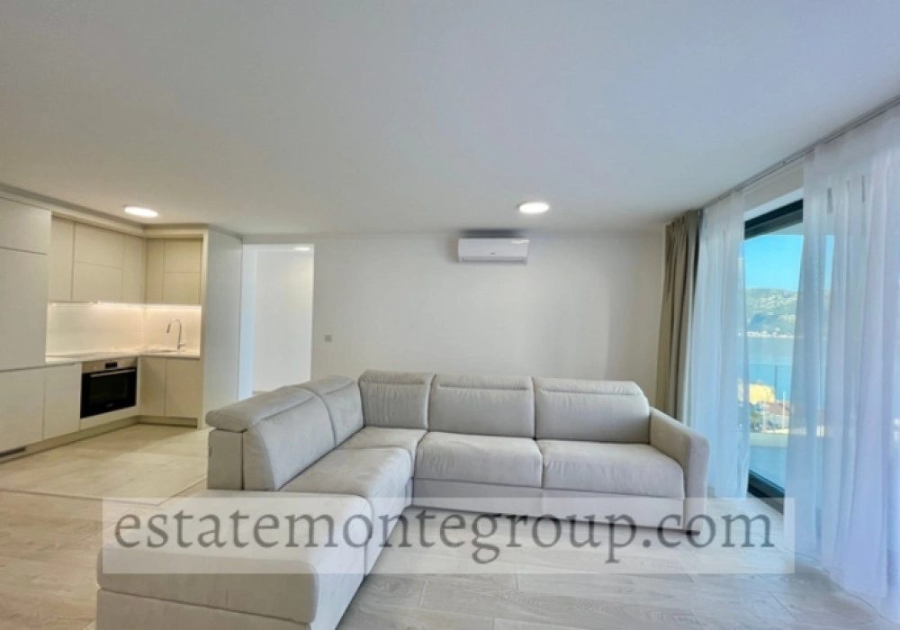 Apartments for sale 77 m². Budva. 