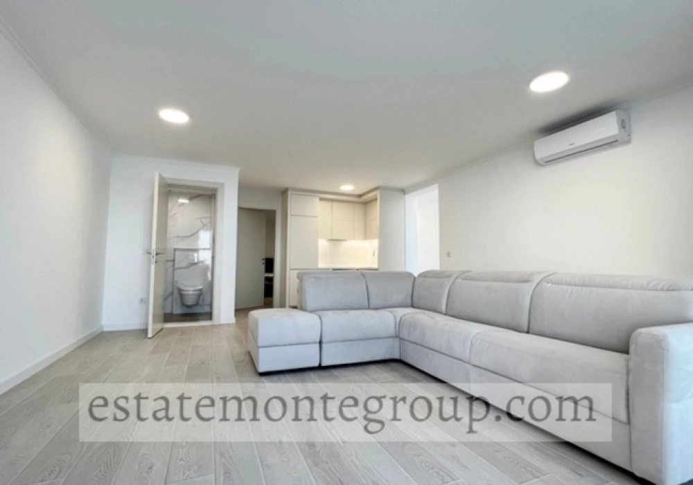 Apartments for sale 77 m². Budva. 