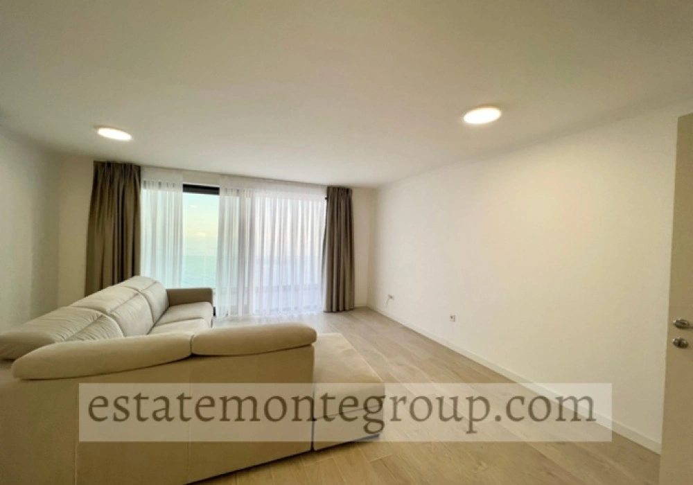 Apartments for sale 77 m². Budva. 