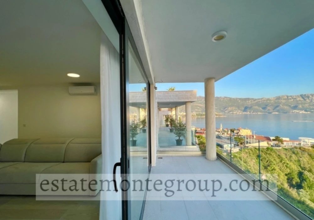 Apartments for sale 77 m². Budva. 