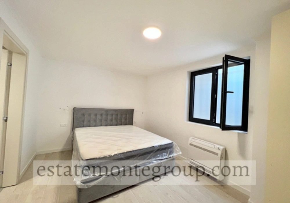 Apartments for sale 77 m². Budva. 