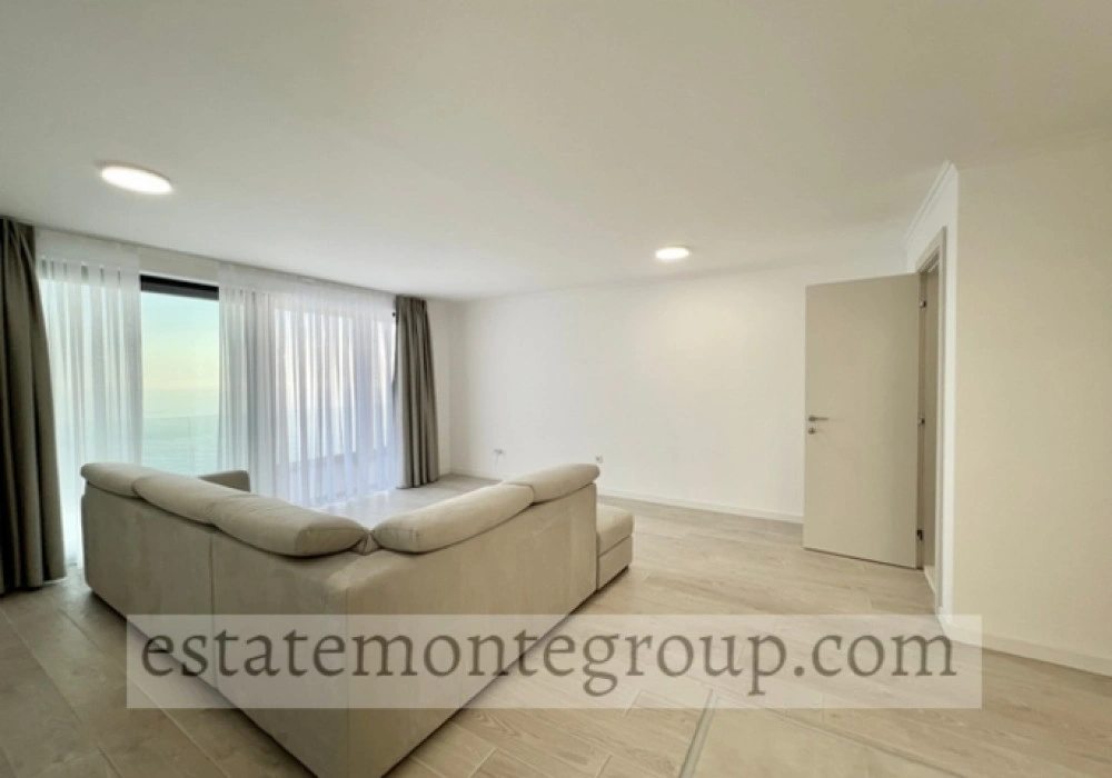 Apartments for sale 77 m². Budva. 