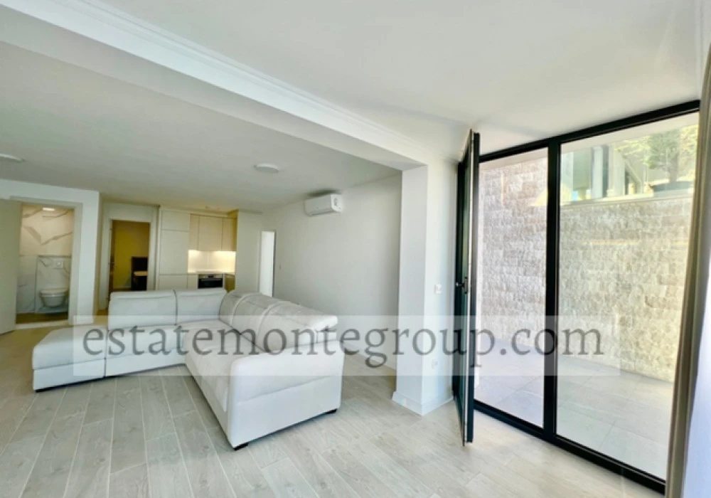 Apartments for sale 91 m². Budva. 