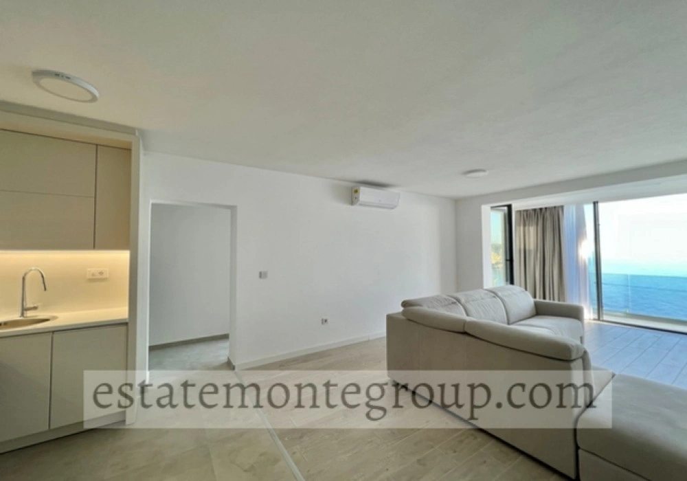 Apartments for sale 91 m². Budva. 