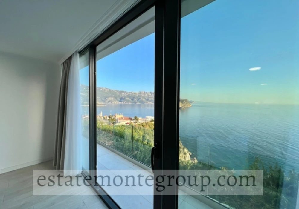 Apartments for sale 76 m². Budva. 