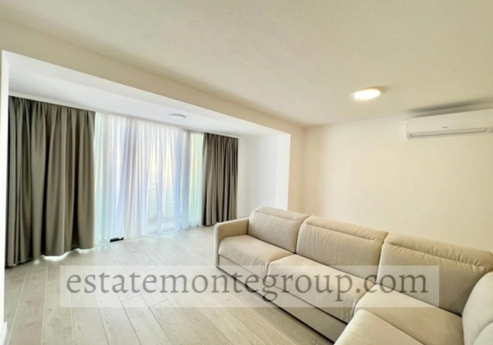 Apartments for sale 76 m². Budva. 