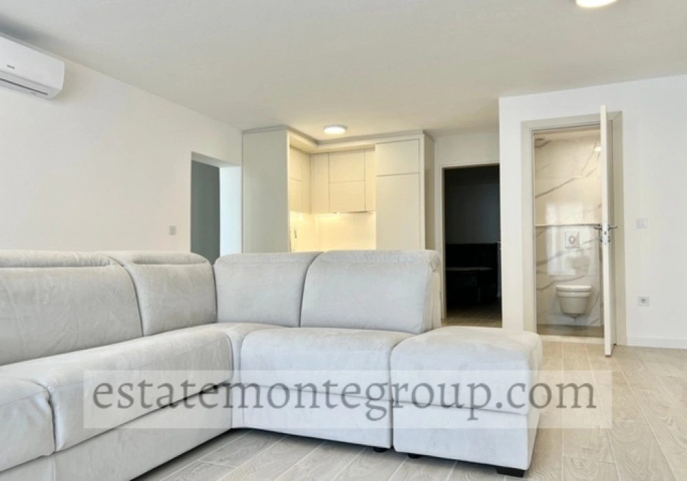 Apartments for sale 76 m². Budva. 