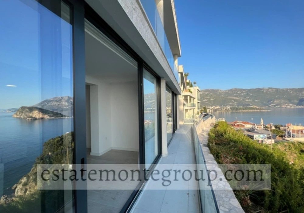 Apartments for sale 76 m². Budva. 