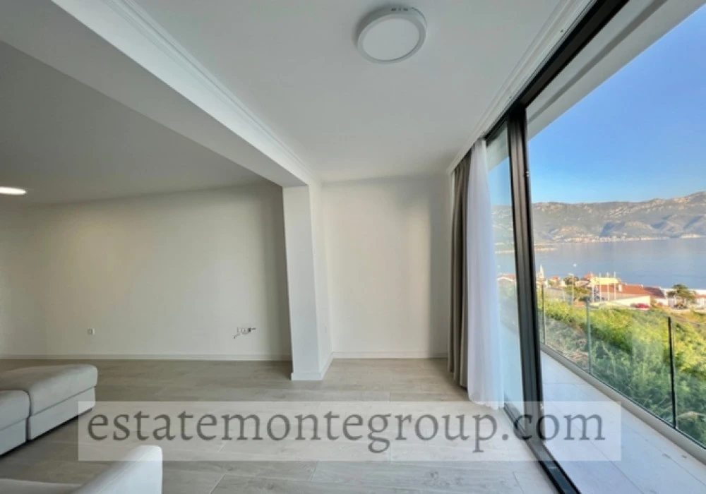 Apartments for sale 76 m². Budva. 