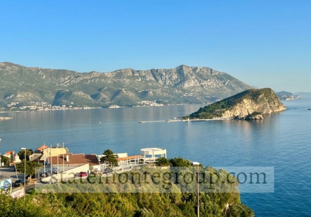 Apartments for sale 76 m². Budva. 