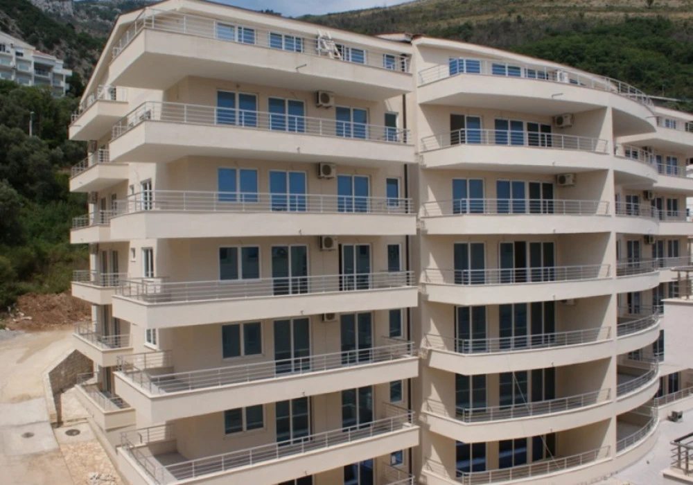 Apartments for sale 85 m². Petrovac. 