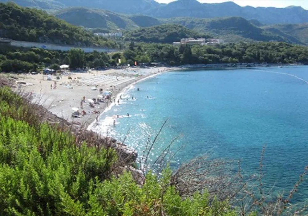 Land for sale for residential construction. Budva. 