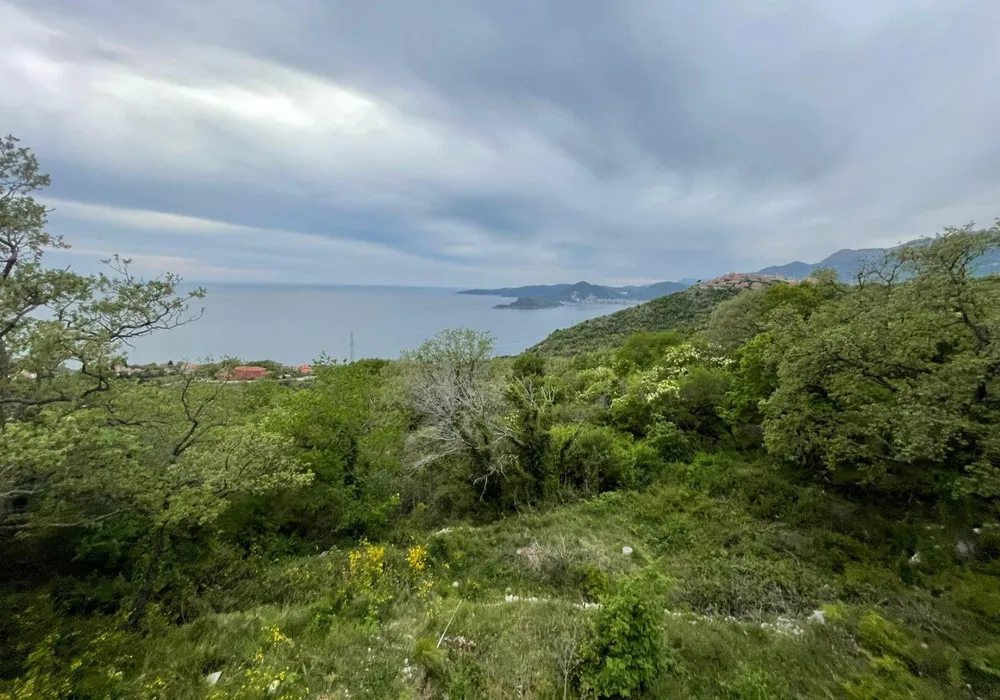 Land for sale for residential construction. Budva. 